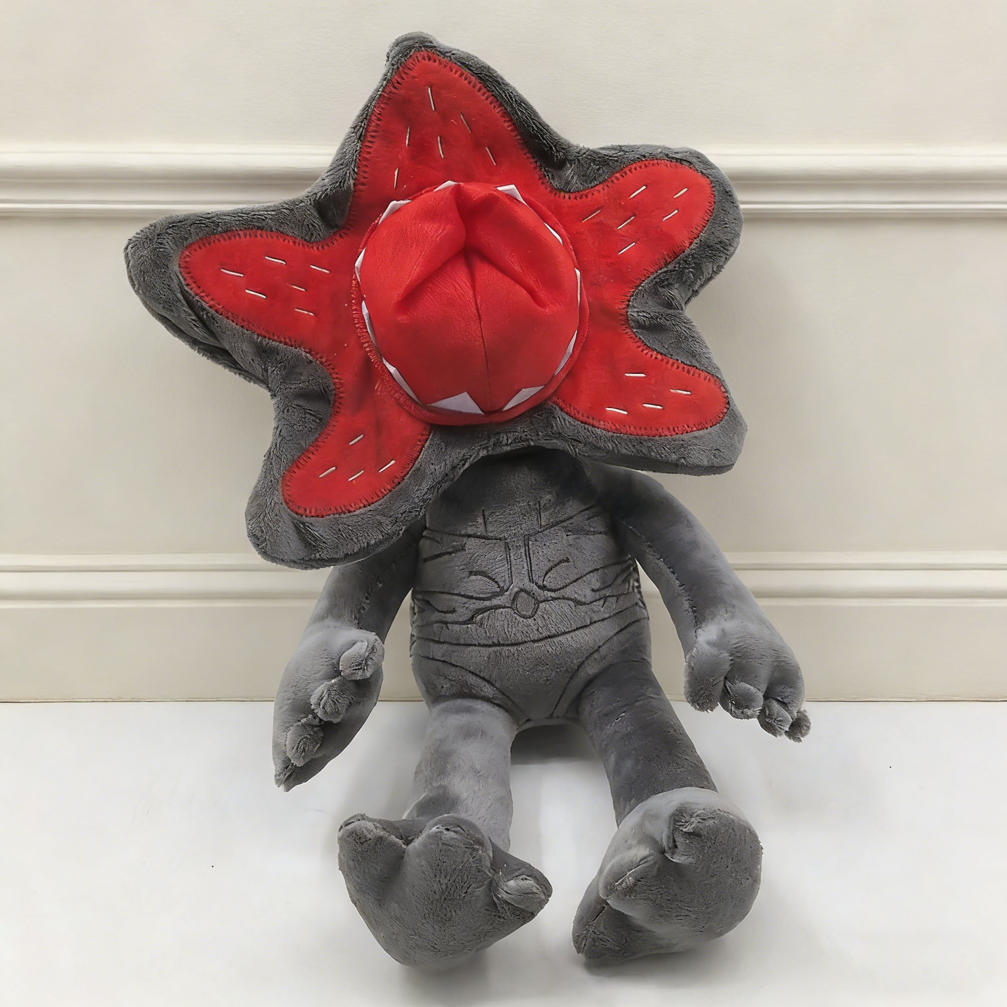 Lindo Peluche de Demogorgon, M - Party Games Gender Reveal reseña y precio